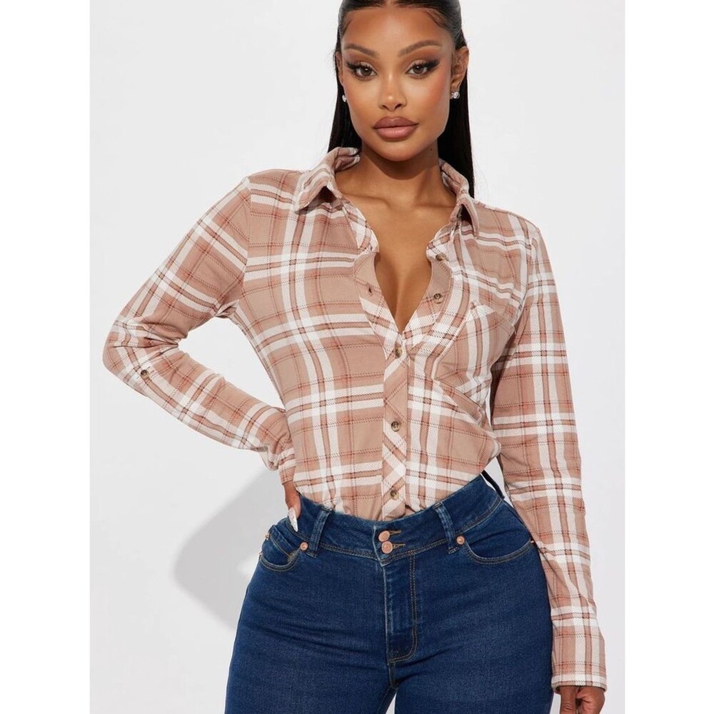 Women’s Fashion Nova plus Taupe & White Plaid Button-Down Shirt size 1X